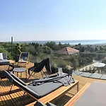 Skyline Apartman *