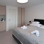 Skyline Apartman *