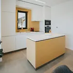 Skyline Apartman *