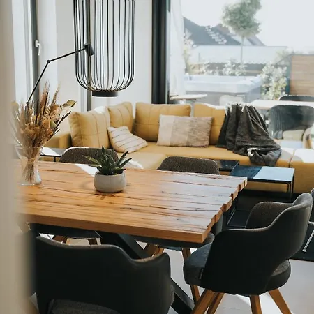 Skyline Apartment Balatonalmadi