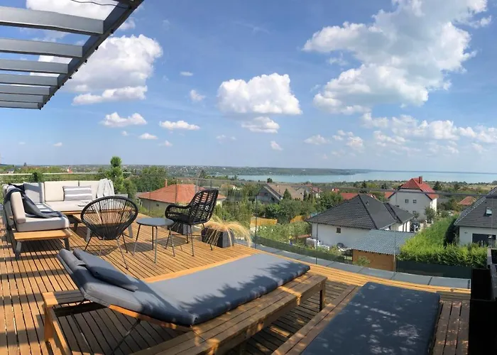 Skyline * Balatonalmádi